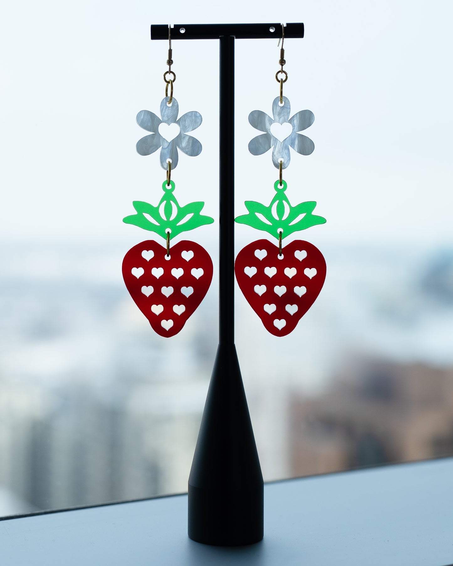 Heart Berry | Transparent Red + Green with White Strawberry Flower