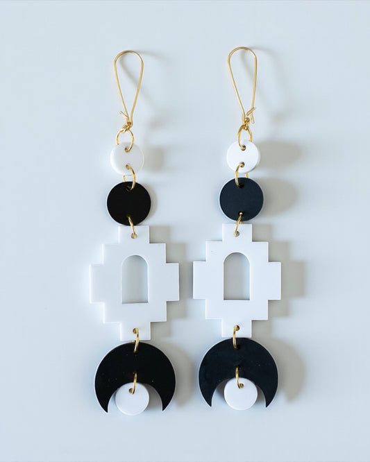 Sacred Portals Ascensions // Black + White